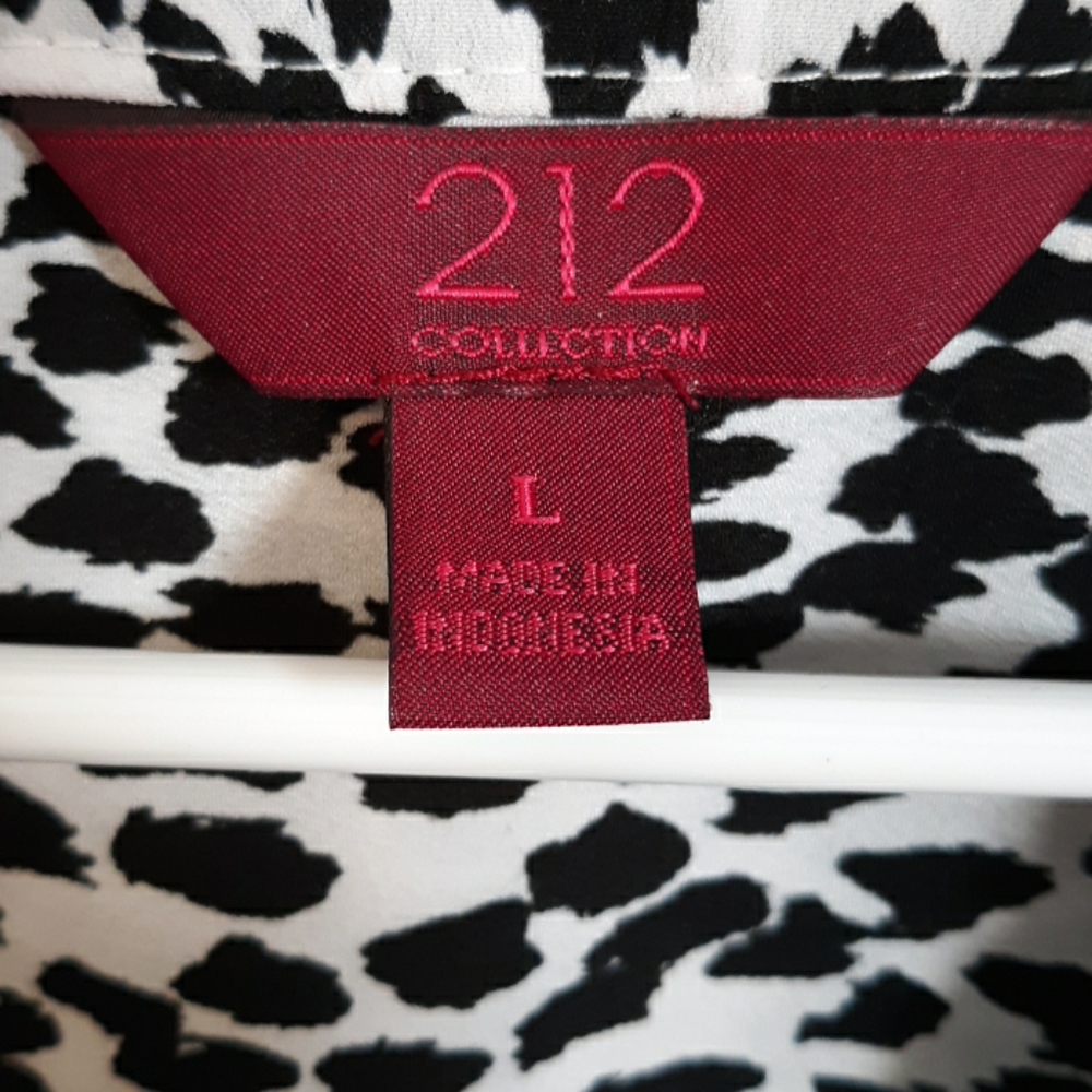 Animal print button up blouse - Picture 2 of 6